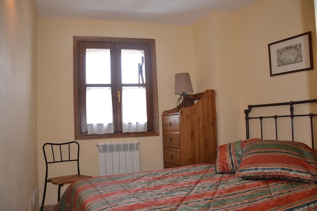 Casa Rural Borda Marianet Cerler Habitación foto